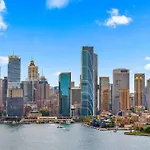 Bridge View 2 Bed Apt At Kirribilli