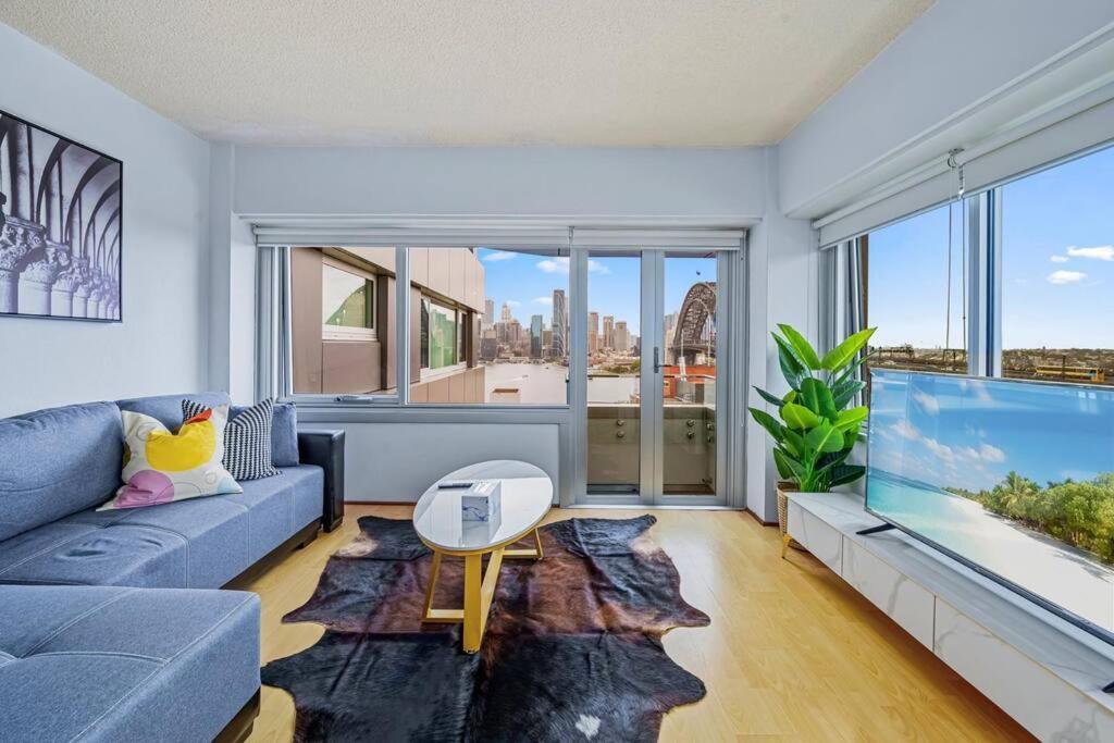 Apartment Bridge View 2 Bed Apt At Kirribilli